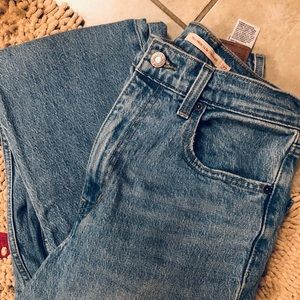 Levi’s 70s High Slim Straight Jeans 27X 31